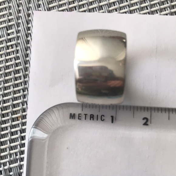 Size 5ish Metalsmiths Sterling Silver ring. NEW - Picture 9 of 10